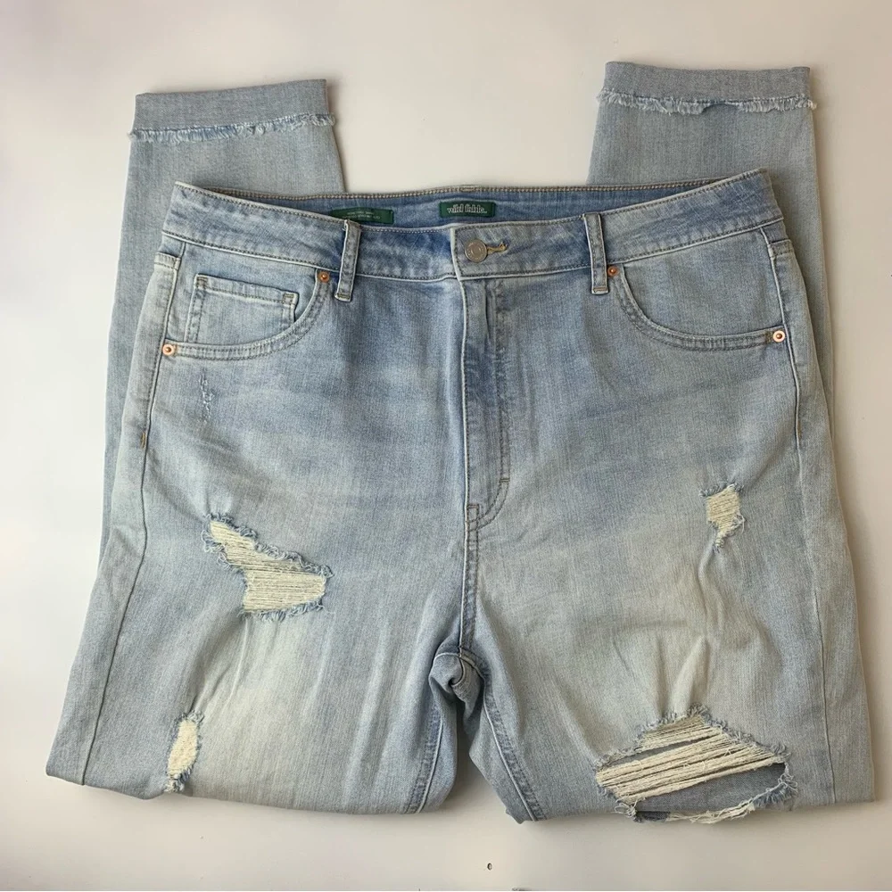 Wild Fable Womens Distressed Highest Rise Skinny Jean Light Wash Size 16 - Picture 3 of 12
